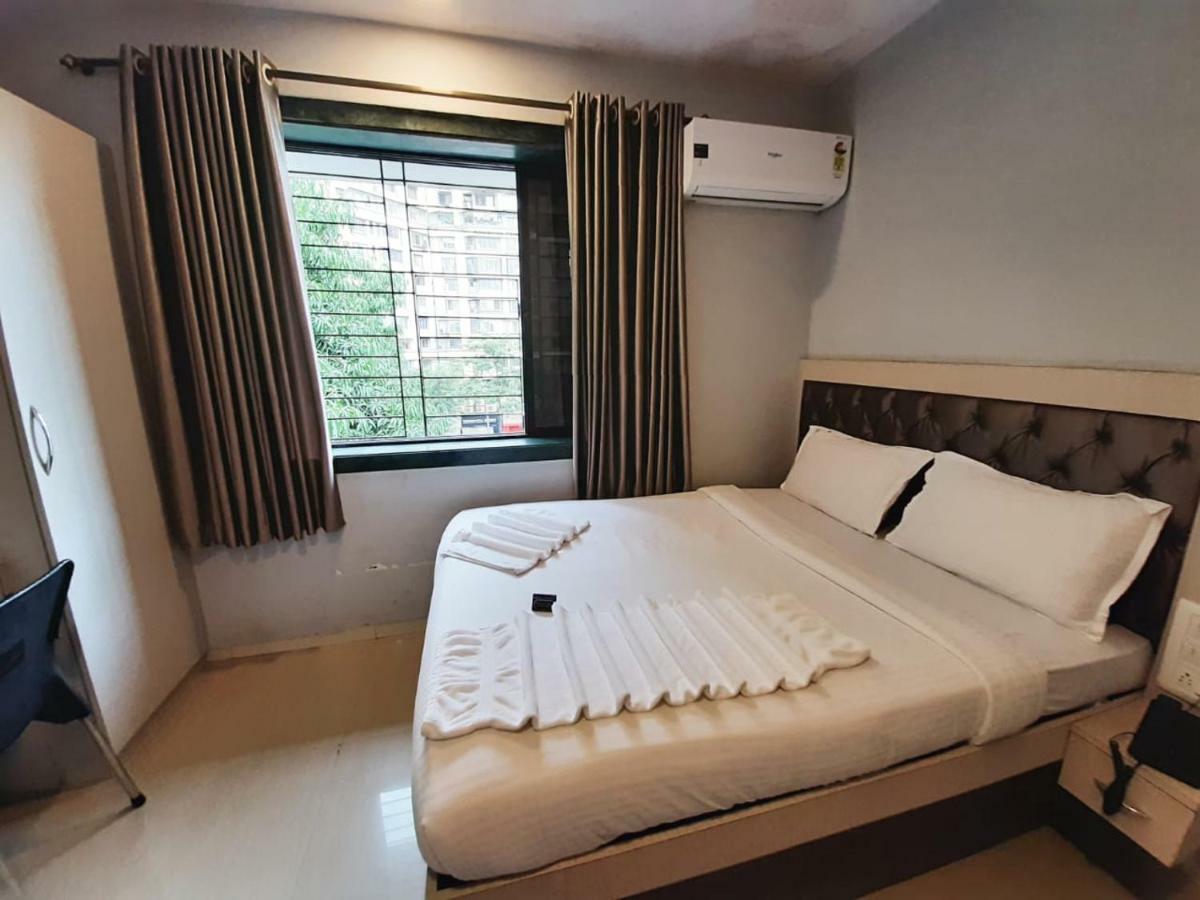 Hotel Royal Comfort Mumbai Exterior photo