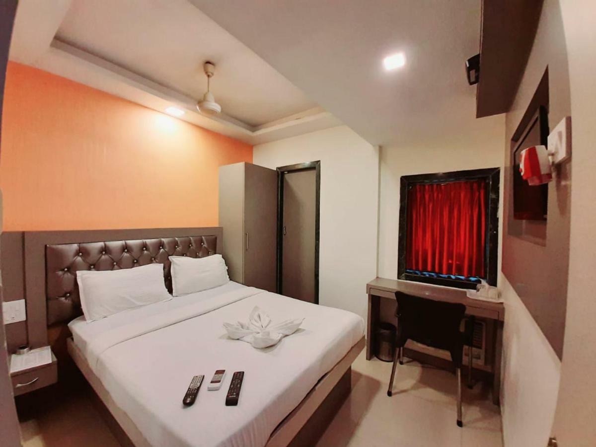 Hotel Royal Comfort Mumbai Exterior photo